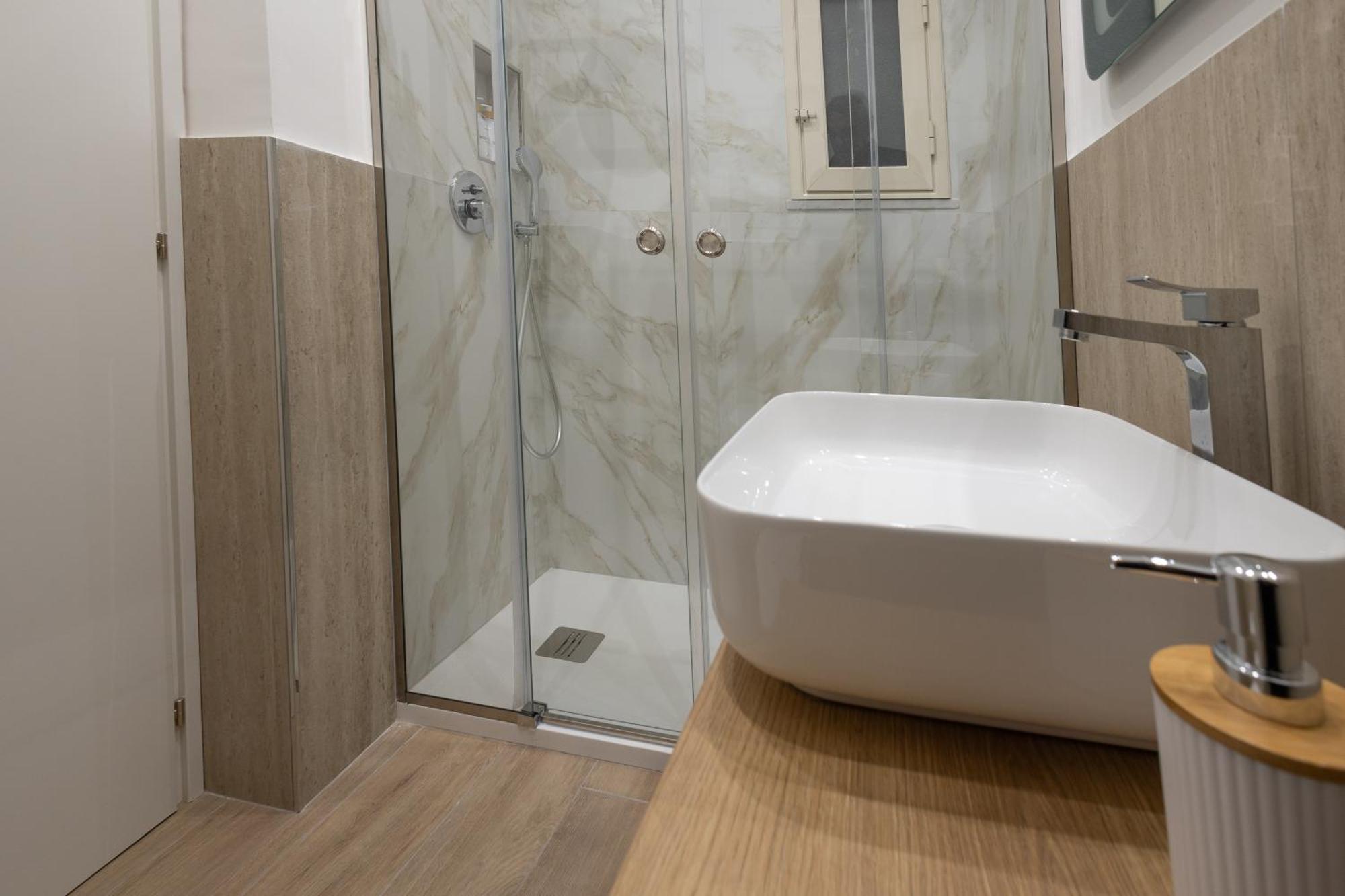 Ludo Holiday House - Charming Con Patio A Due Passi Dalla Cattedrale Palermo Esterno foto