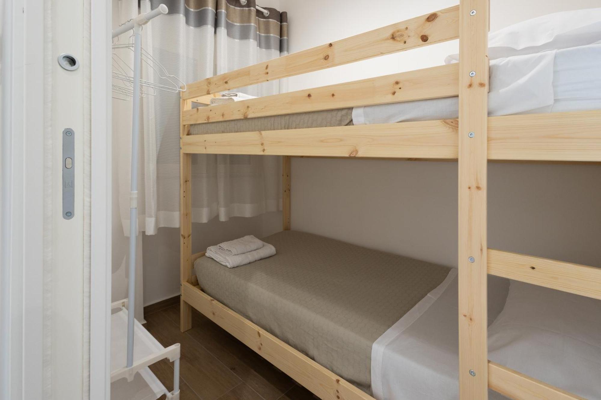 Ludo Holiday House - Charming Con Patio A Due Passi Dalla Cattedrale Palermo Esterno foto