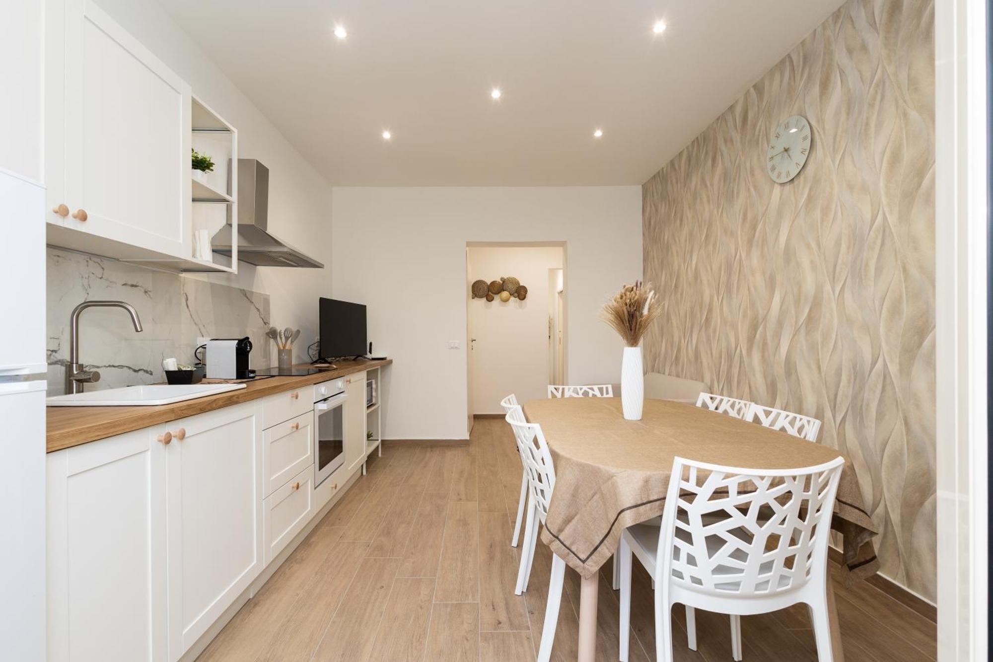 Ludo Holiday House - Charming Con Patio A Due Passi Dalla Cattedrale Palermo Esterno foto