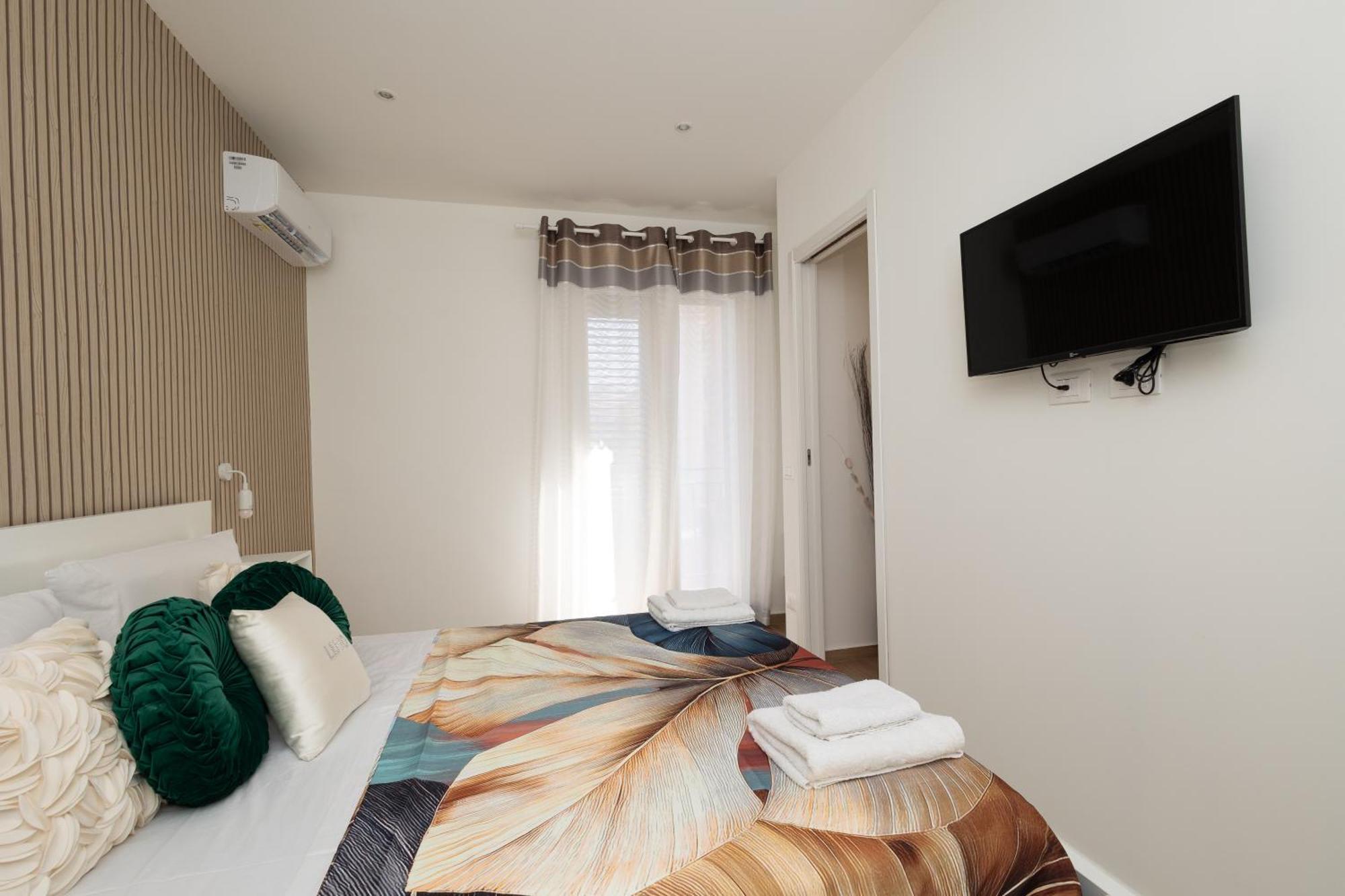 Ludo Holiday House - Charming Con Patio A Due Passi Dalla Cattedrale Palermo Esterno foto